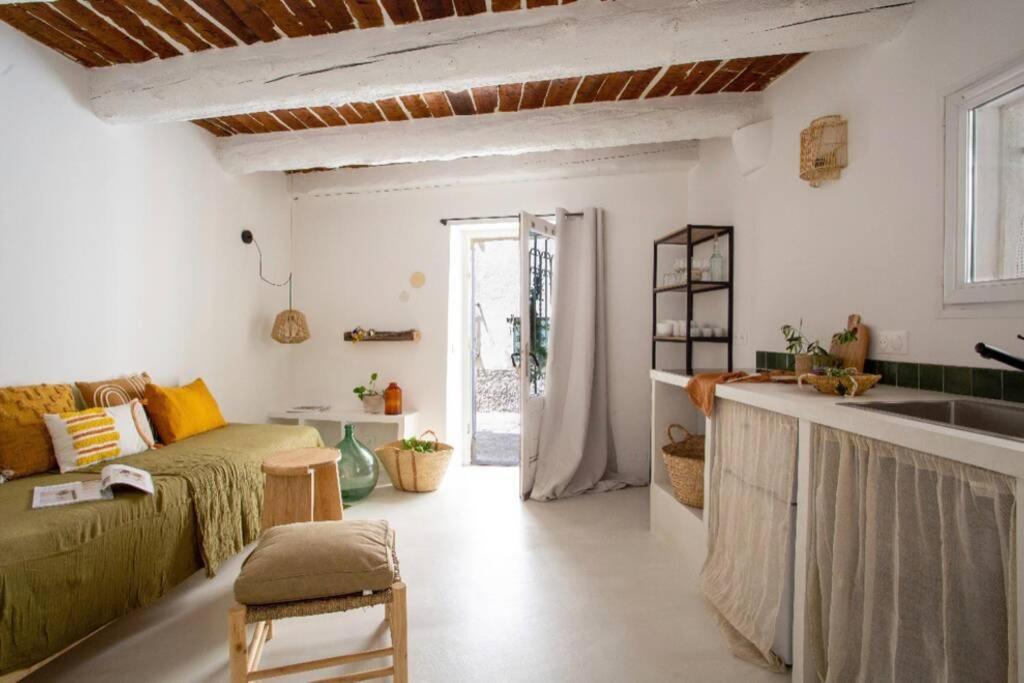 Vieil Antibes, Plage De Sable, Avec Parking Zewnętrze zdjęcie